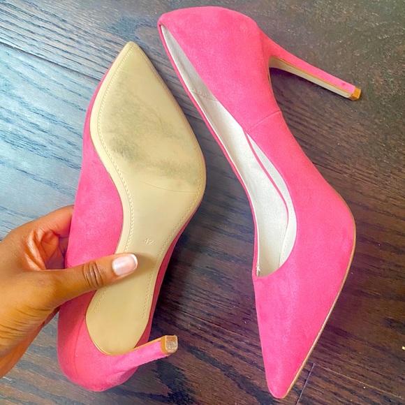 Pink pumps - Picture 2 of 2